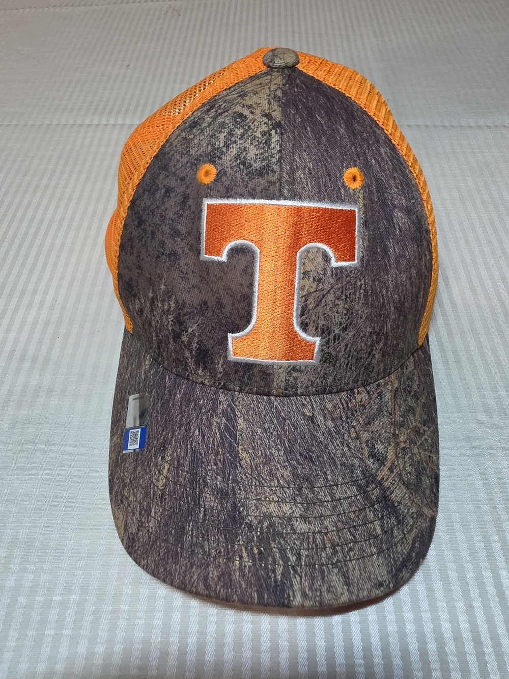 Tennessee Volunteers Camo Trucker Hat Orange Mesh Cap NCAA Adjustable